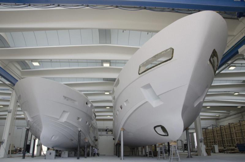 Construction de Yachts Neufs  – Matériaux pour Construction de Bateaux