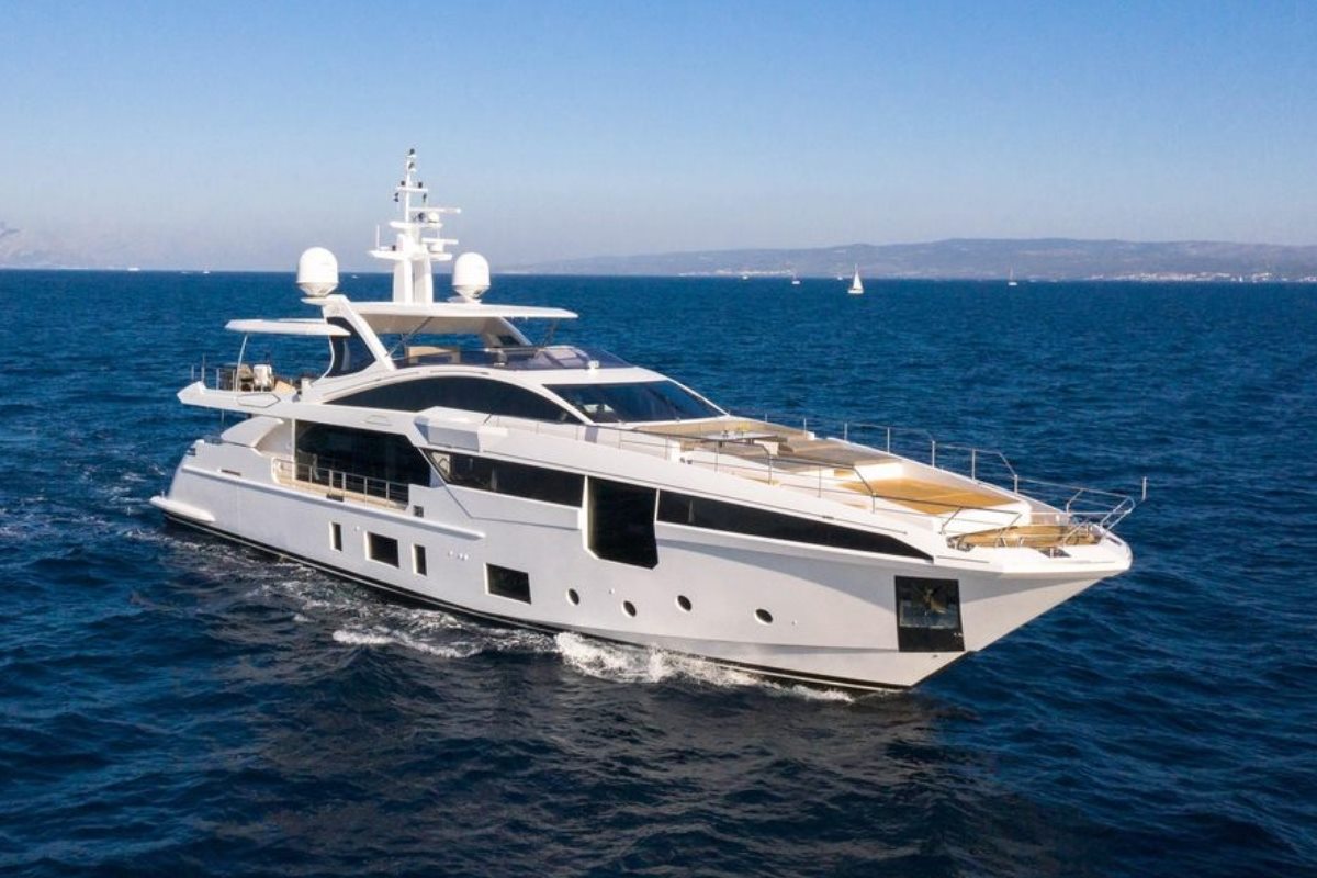 Yacht for sale Azimut Grande 35 Metri (2019) | Allied Yachting