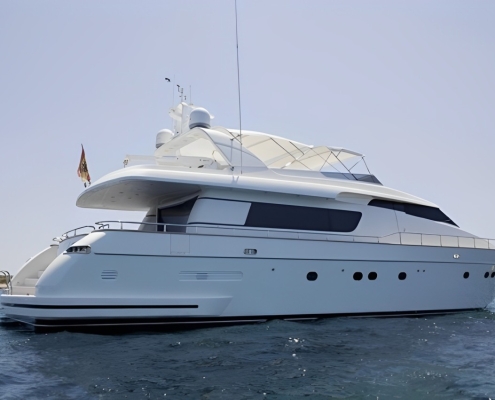 Sanlorenzo SL82 for sale Italian Rivera